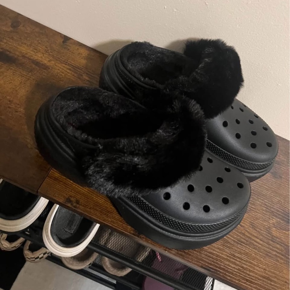 Black Furry Clogs